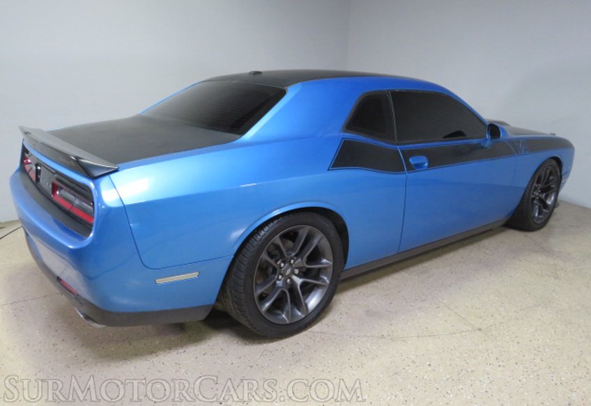 2018 Dodge Challenger - Image 5