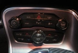 2018 Dodge Challenger - Image 37