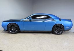 2018 Dodge Challenger - Image 12