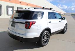 Thumbnail of 2017 Ford Explorer