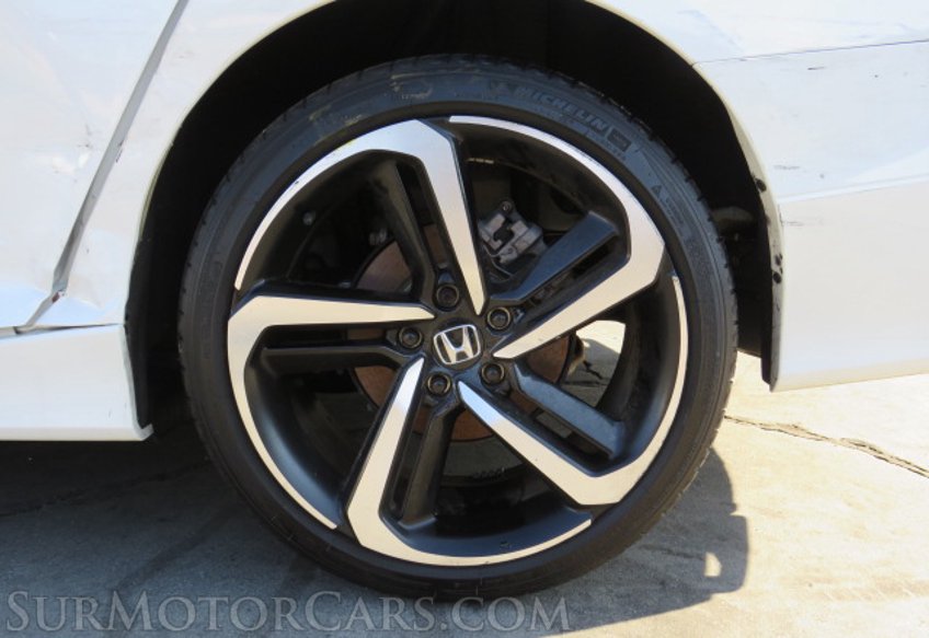 2019 Honda Accord Sedan - Image 16