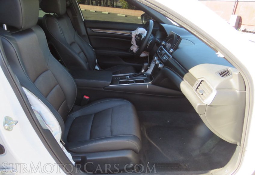 2019 Honda Accord Sedan - Image 25