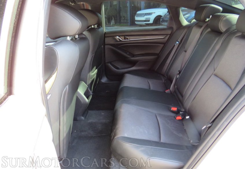 2019 Honda Accord Sedan - Image 28