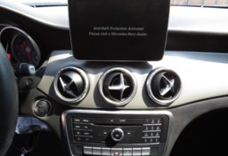 2018 Mercedes-Benz CLA - Image 41