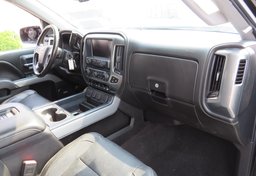 2018 Chevrolet Silverado 1500 - Image 29
