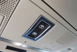 2019 Land Rover Range Rover Evoque - Image 39