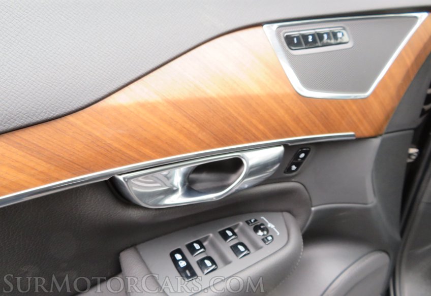 2021 Volvo XC90 - Image 36