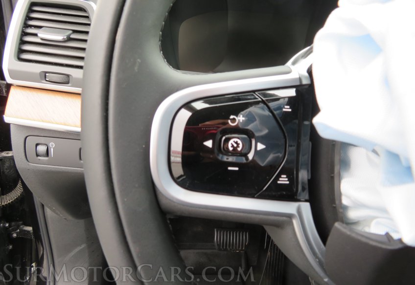 2021 Volvo XC90 - Image 28