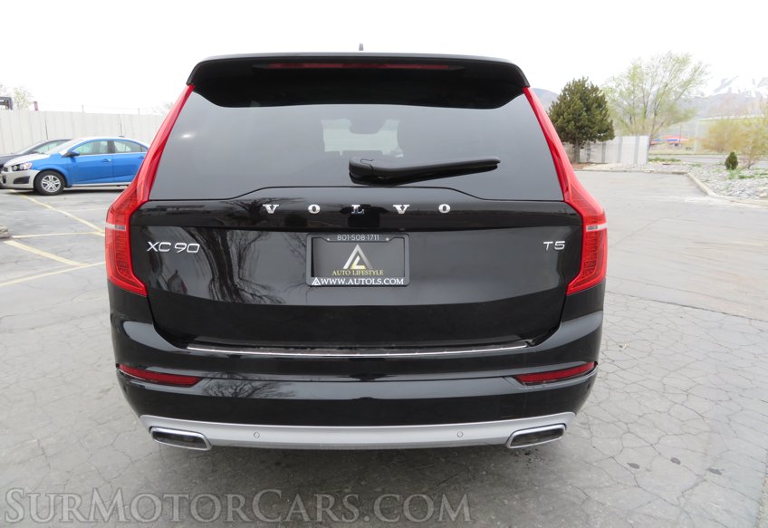 2021 Volvo XC90 - Image 10