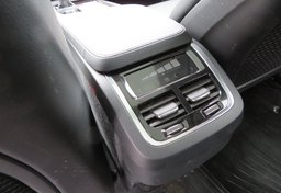 2021 Volvo XC90 - Image 34