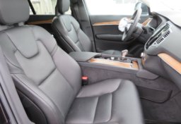 2021 Volvo XC90 - Image 22