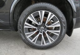2021 Volvo XC90 - Image 38
