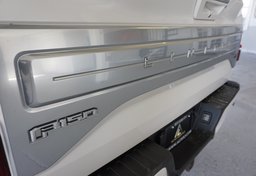 2017 Ford F-150 - Image 24