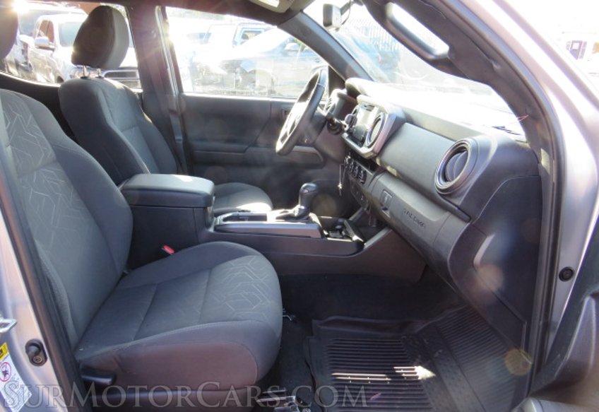 2017 Toyota Tacoma - Image 27