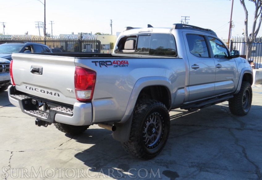 2017 Toyota Tacoma - Image 8