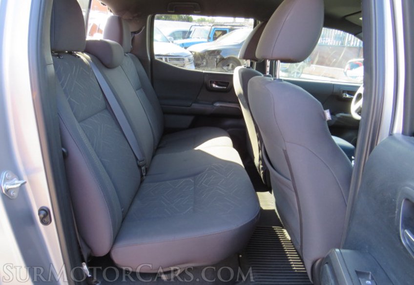 2017 Toyota Tacoma - Image 31