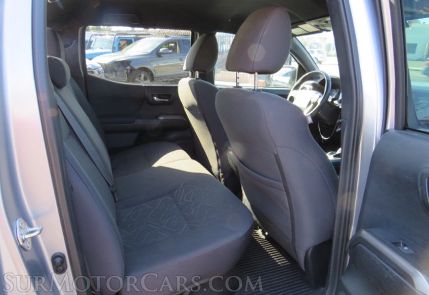 2017 Toyota Tacoma - Image 33