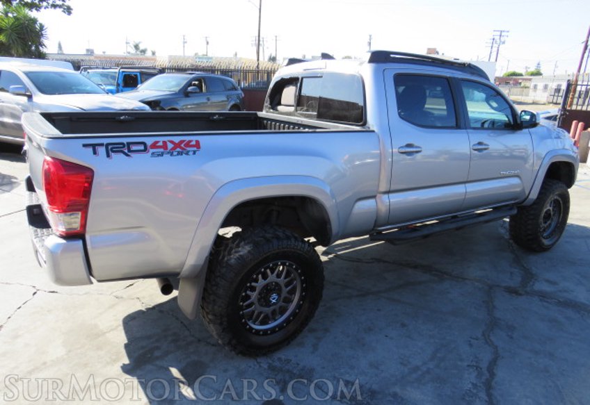 2017 Toyota Tacoma - Image 6