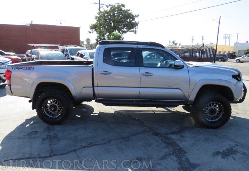 2017 Toyota Tacoma - Image 12