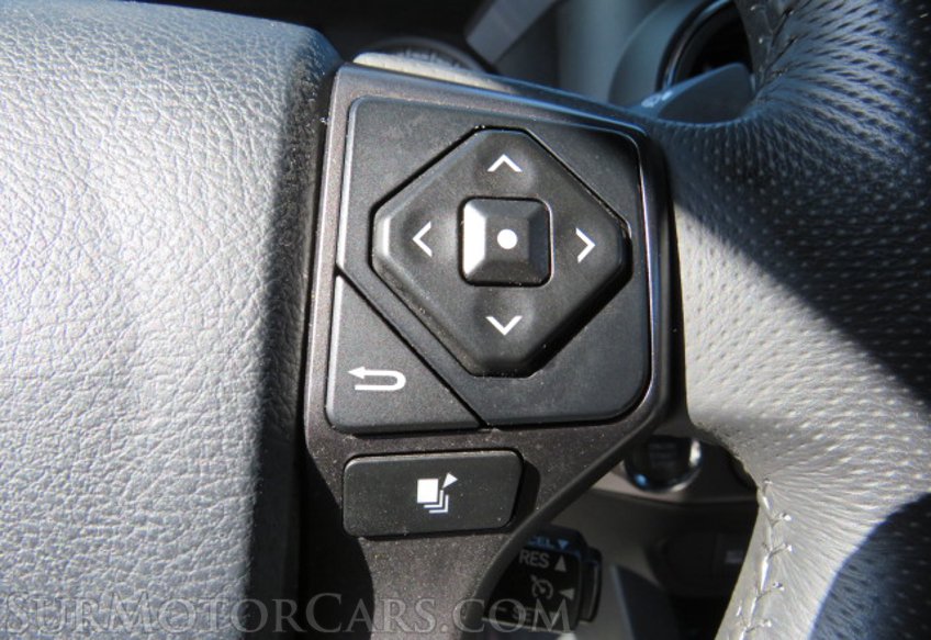 2017 Toyota Tacoma - Image 37