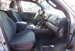 2017 Toyota Tacoma - Image 27