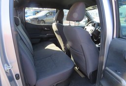2017 Toyota Tacoma - Image 33