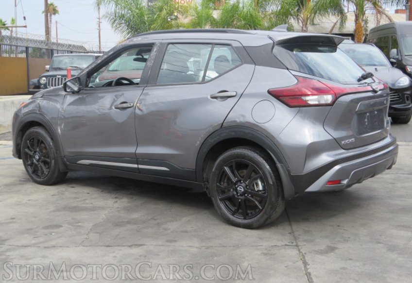 2022 Nissan Kicks - Image 10