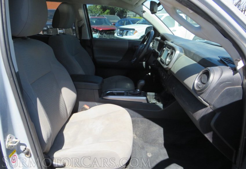 2019 Toyota Tacoma 4WD - Image 30