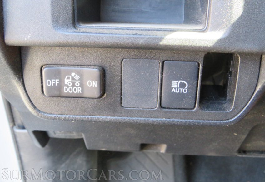 2019 Toyota Tacoma 4WD - Image 42