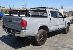 2019 Toyota Tacoma 4WD - Image 9