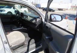 2019 Toyota Tacoma 4WD - Image 20