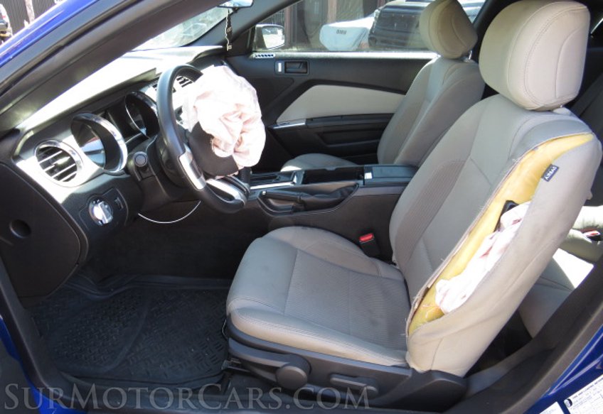 2014 Ford Mustang - Image 24