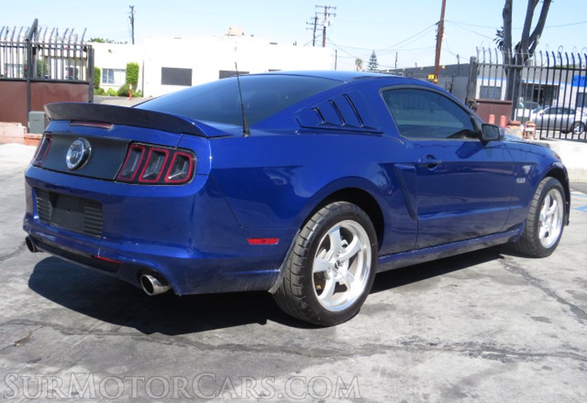 2014 Ford Mustang - Image 7