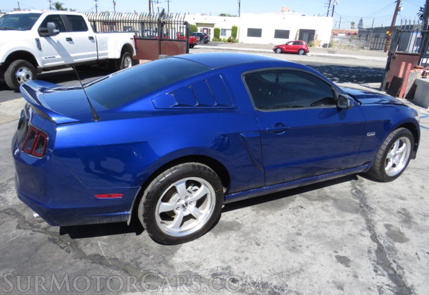 2014 Ford Mustang - Image 5