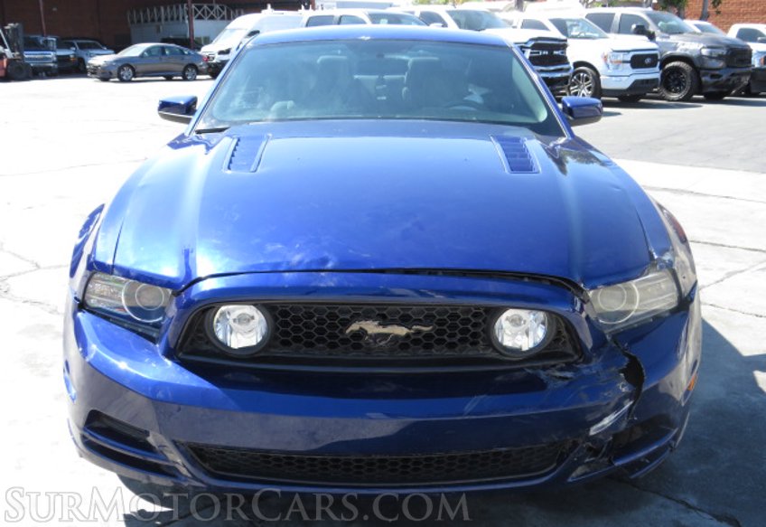 2014 Ford Mustang - Image 9