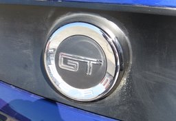 2014 Ford Mustang - Image 18