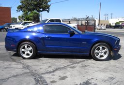 2014 Ford Mustang - Image 12