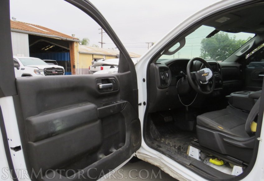 2019 Chevrolet Silverado 1500 - Image 17