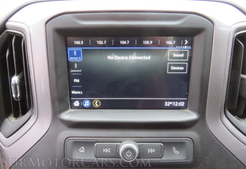 2019 Chevrolet Silverado 1500 - Image 30