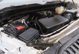 2019 Chevrolet Silverado 1500 - Image 38