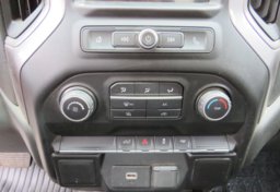 2019 Chevrolet Silverado 1500 - Image 31