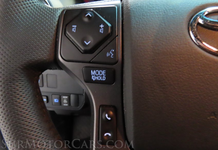 2023 Toyota Tacoma - Image 32