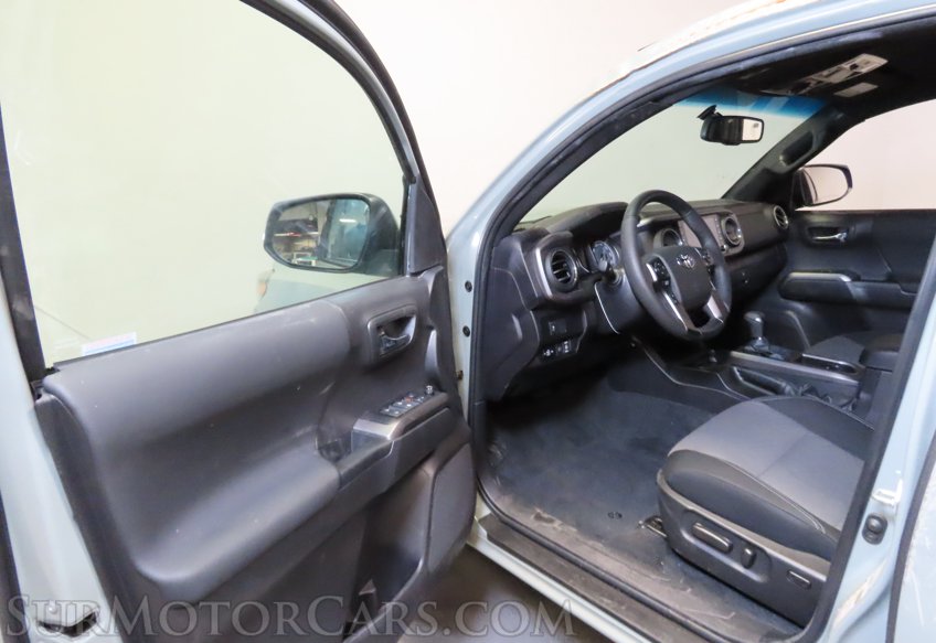 2023 Toyota Tacoma - Image 23