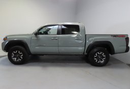 2023 Toyota Tacoma - Image 9