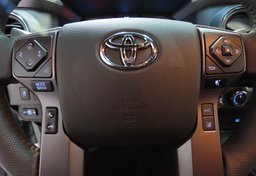 2023 Toyota Tacoma - Image 33