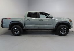 2023 Toyota Tacoma - Image 10