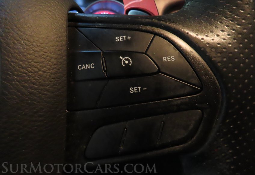 2020 Dodge Charger - Image 32