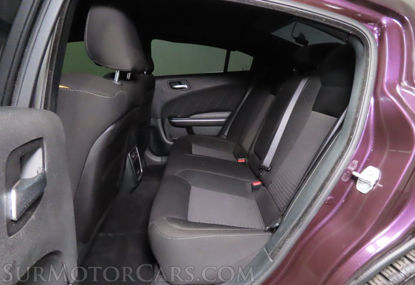 2020 Dodge Charger - Image 25