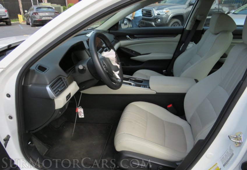 2018 Honda Accord Sedan - Image 25