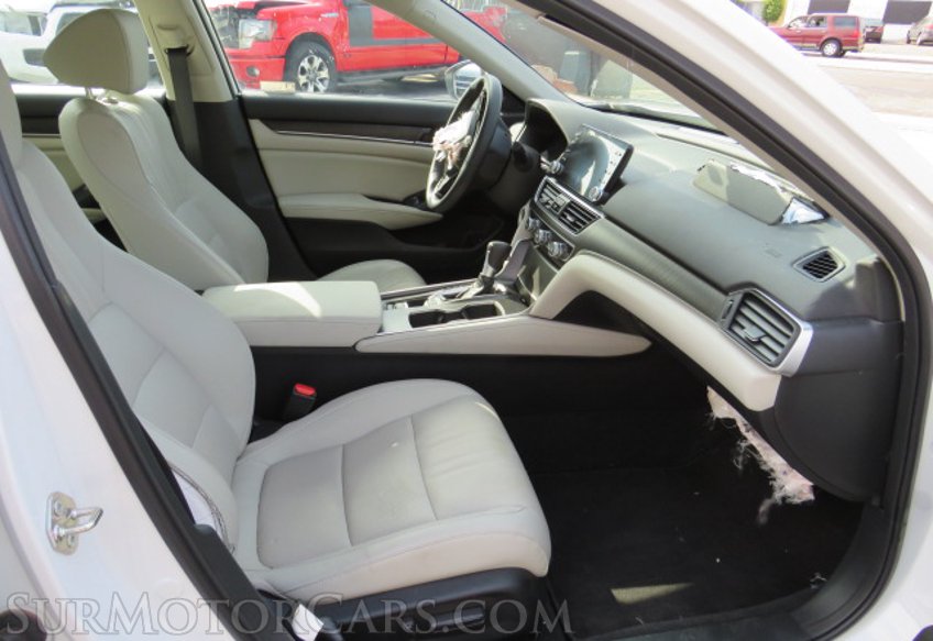 2018 Honda Accord Sedan - Image 26